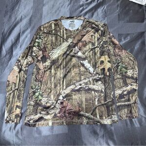 NWOT Mossy Oak Woodland Camo Long Sleeve Shirt Size Large
